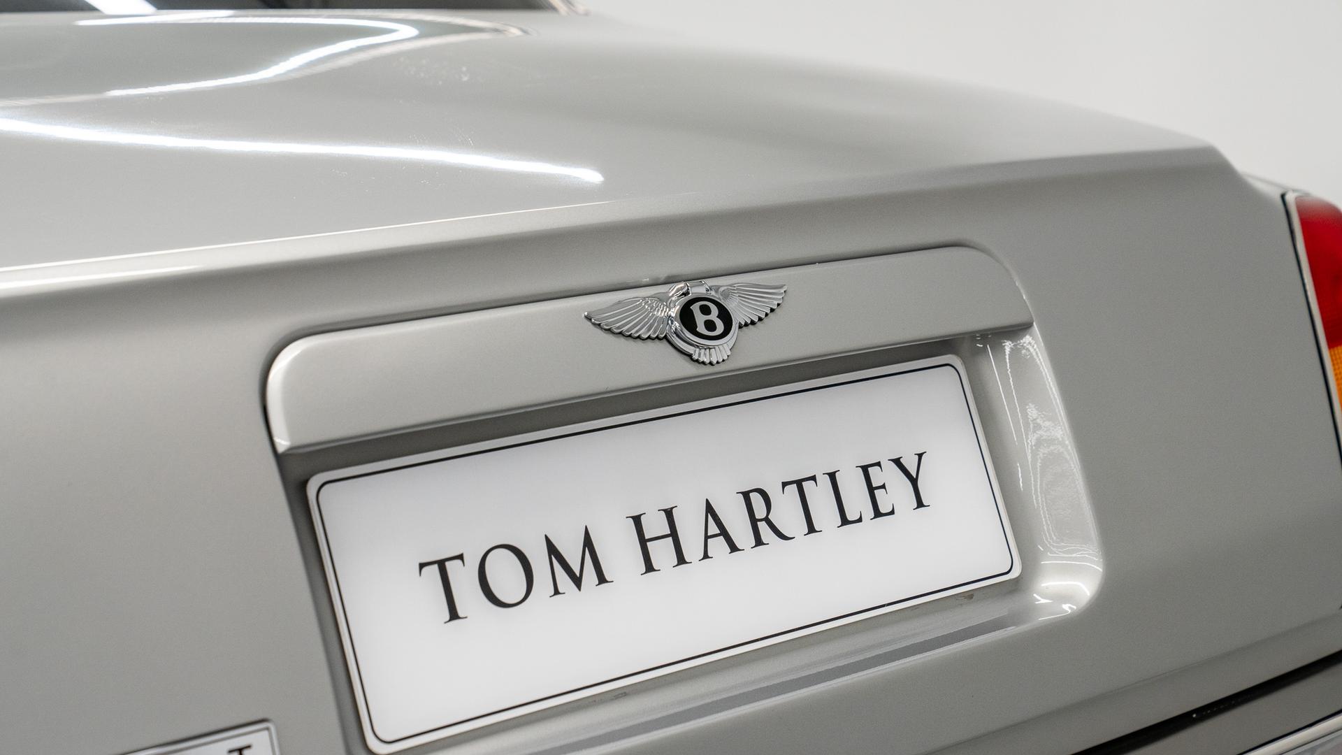 Bentley Continental Photo 8cc6f6b5-370e-40a7-9fe9-3bf2208555a0.jpg