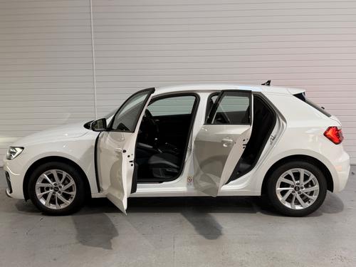Audi A1 Photo 8d010778-8027-45af-be22-3d95852b6363.jpeg