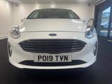 Ford Fiesta Photo 1