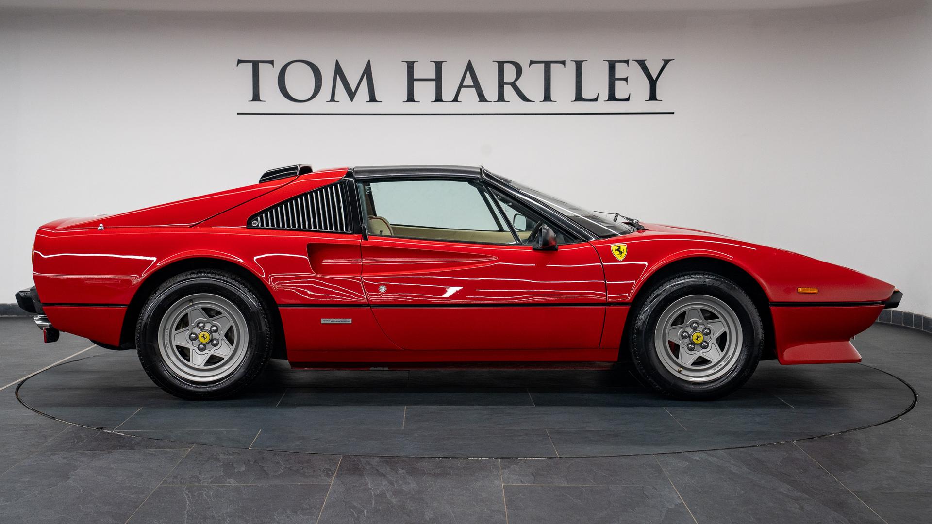 Ferrari 308 Photo 8d1e5f8d-cc15-4542-9413-0da0210eae3c.jpg