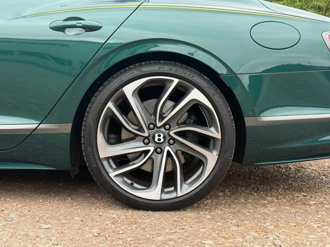 BENTLEY Flying Spur Photo 20