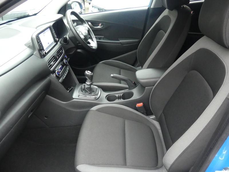 Hyundai KONA Photo 8d3c6441-6fc8-4c1e-885a-56cfa6bd8a70.jpg