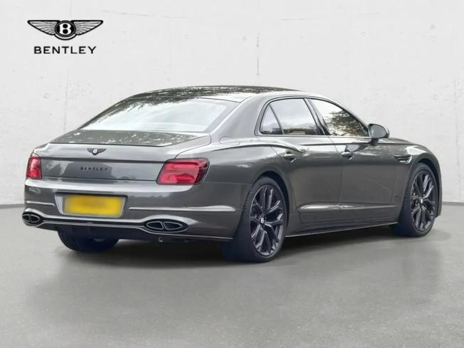 BENTLEY Flying Spur Photo 8