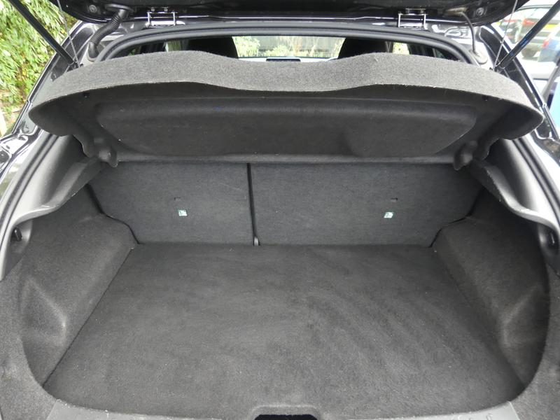 Nissan Juke Photo 8d63c28a-065f-4a93-84ae-2973e945bb9b.jpg