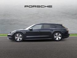 PORSCHE Taycan Photo 4