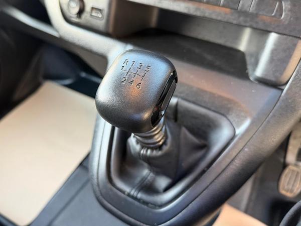 Used Citroen Dispatch YL23EVN 18