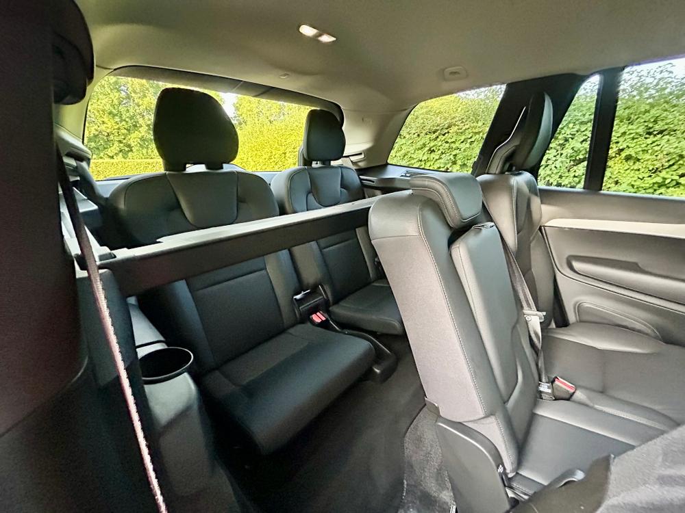 Used Volvo XC90 RJ24ODF 29