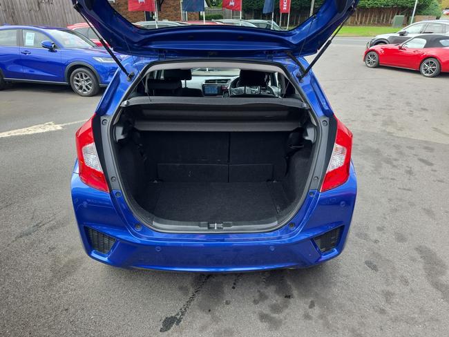 Honda Jazz Photo 8d8b4940-24f7-453f-ad17-f62cf8fbef0d.jpg
