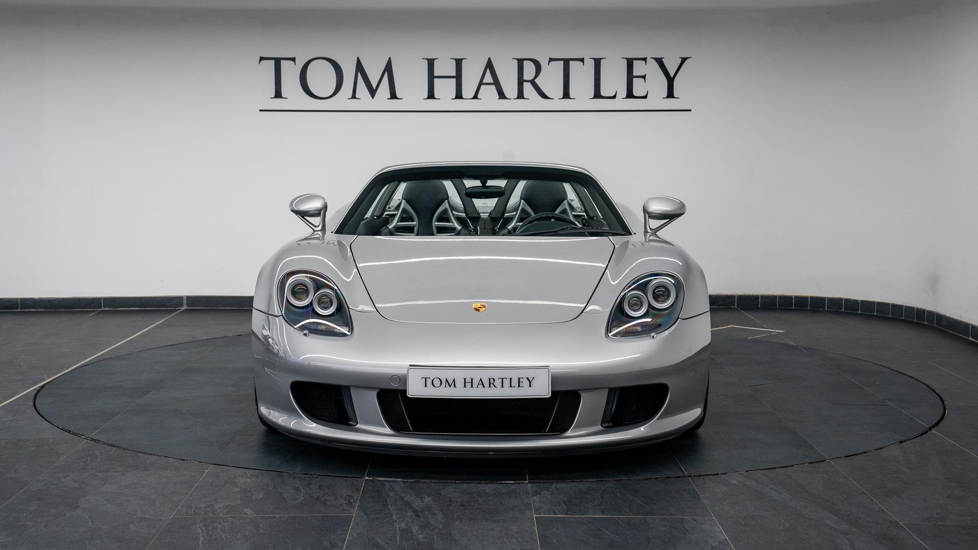 Porsche Carrera GT Photo 8d8d7c40-1bd6-4982-9911-72ea1c89bad0.jpg