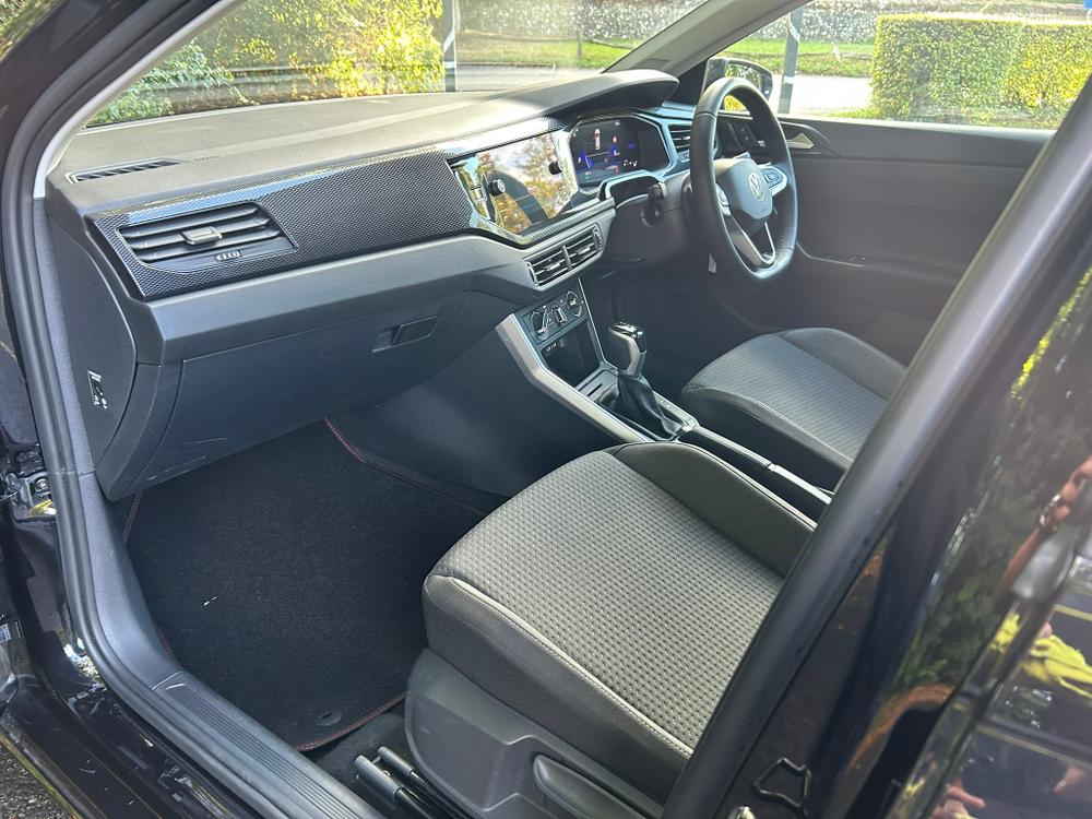 Used Volkswagen Polo LF74JMR 26