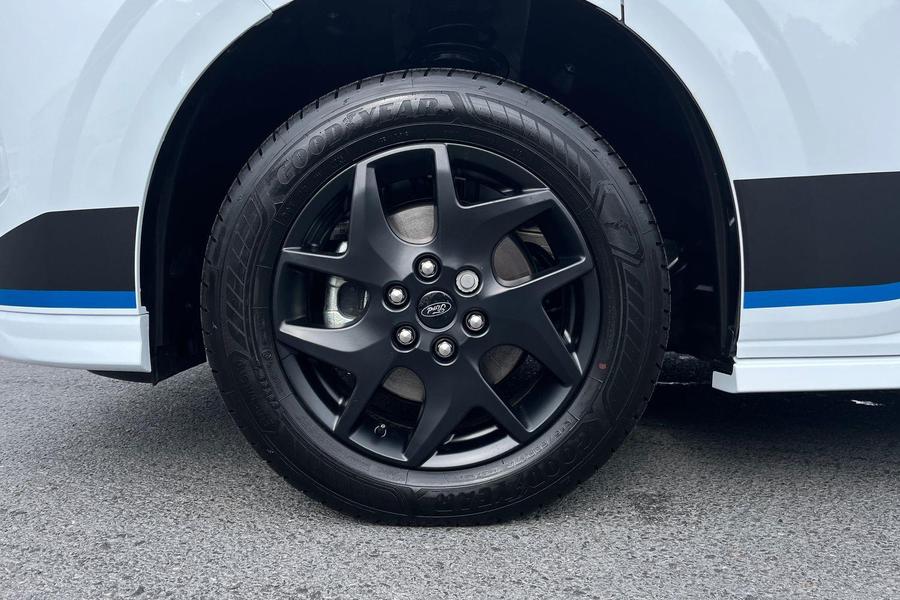 Ford TRANSIT CUSTOM Photo 8da69a81-df8b-4c7f-bcaa-e721703a1e52.jpg
