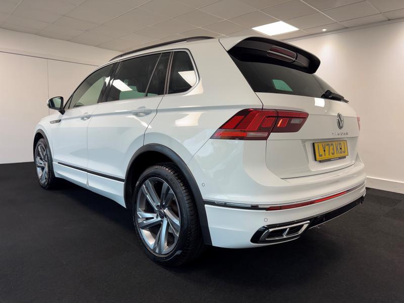 Volkswagen Tiguan Photo 8db1a8d4-ca1c-4e91-9df3-ba5a9633e05e.jpg