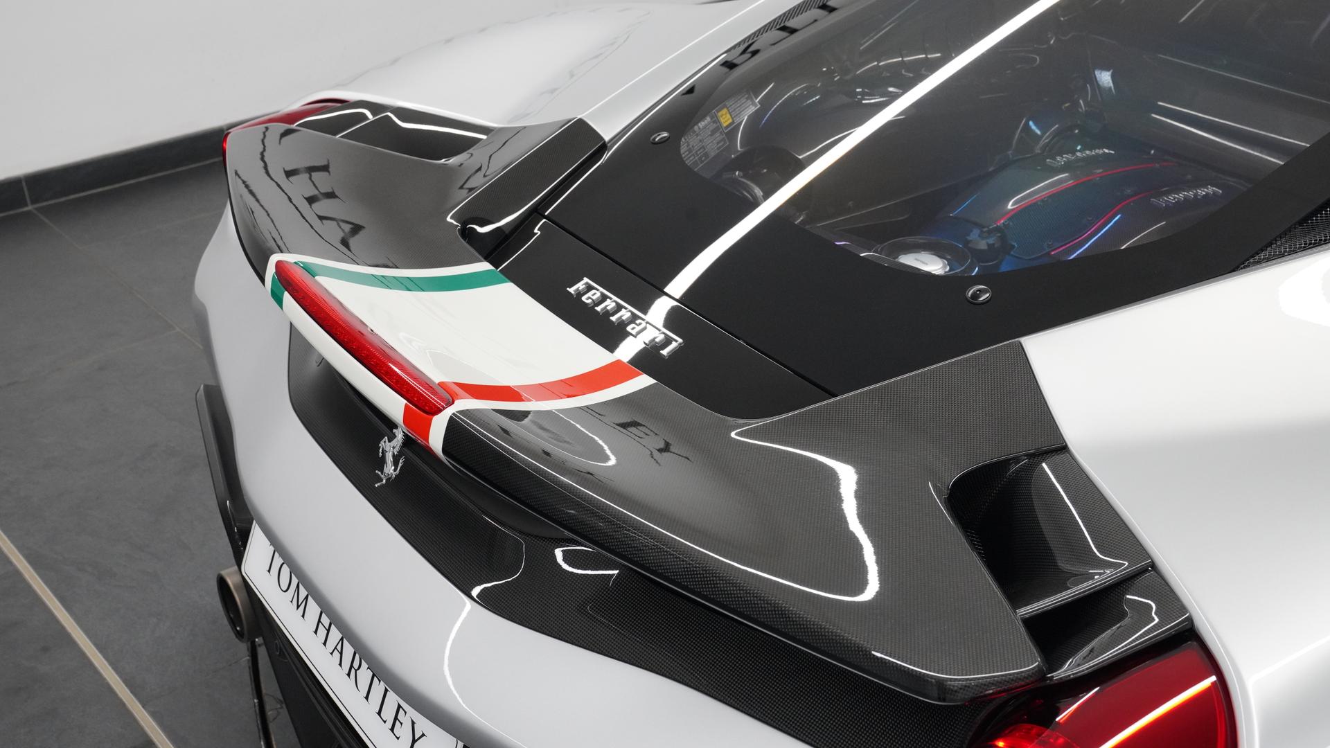 Ferrari 488 Pista Photo 8db86110-c11a-47e2-a41e-cb76bd3470b8.jpg