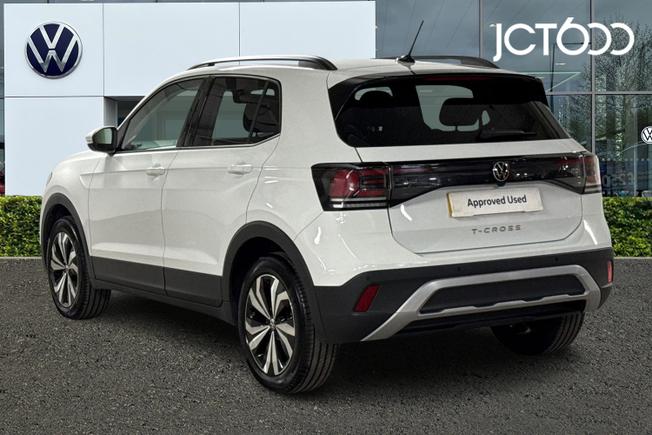 VOLKSWAGEN T-Cross Photo 3