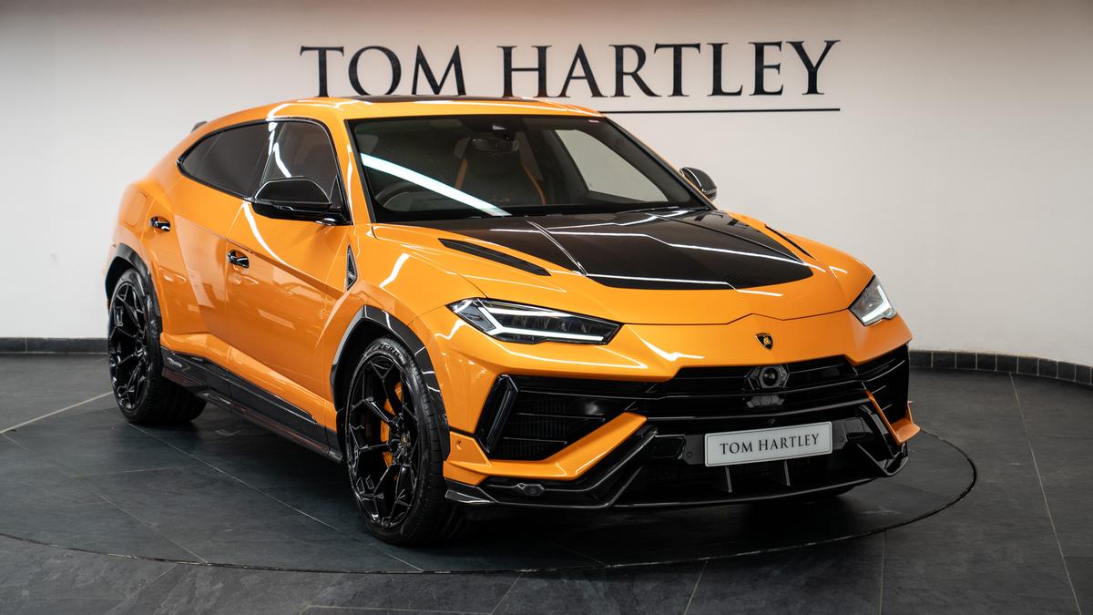Used 2023 LAMBORGHINI Urus Performante Arancio Borealis Pearl at Tom Hartley