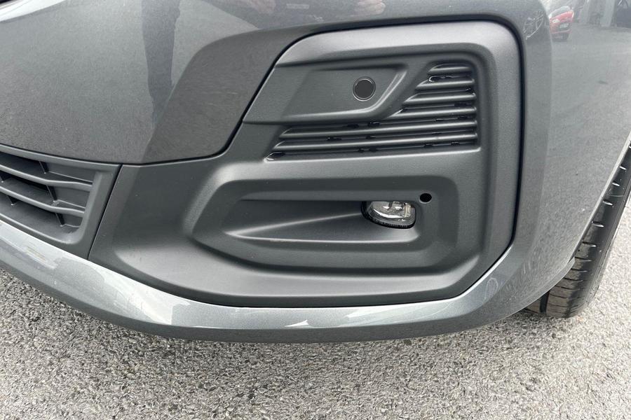 Ford TRANSIT CONNECT Photo 8dea904a-0f9c-44ce-8ccb-ffef1dc971f0.jpg