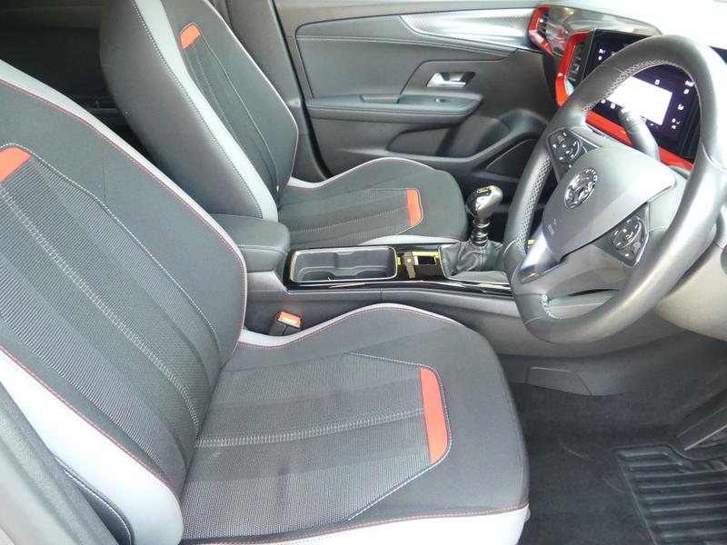 Vauxhall Mokka Photo 8df532fb-72e5-4e66-af8f-713e84d0aa6b.jpg