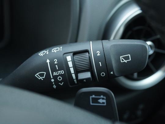Hyundai KONA Photo 8e002329-2c53-44aa-8d2d-d7613d5e55b3.jpg