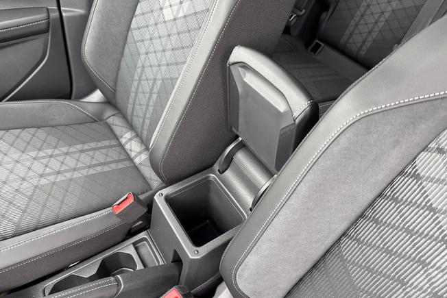 VOLKSWAGEN T-Cross Photo 36