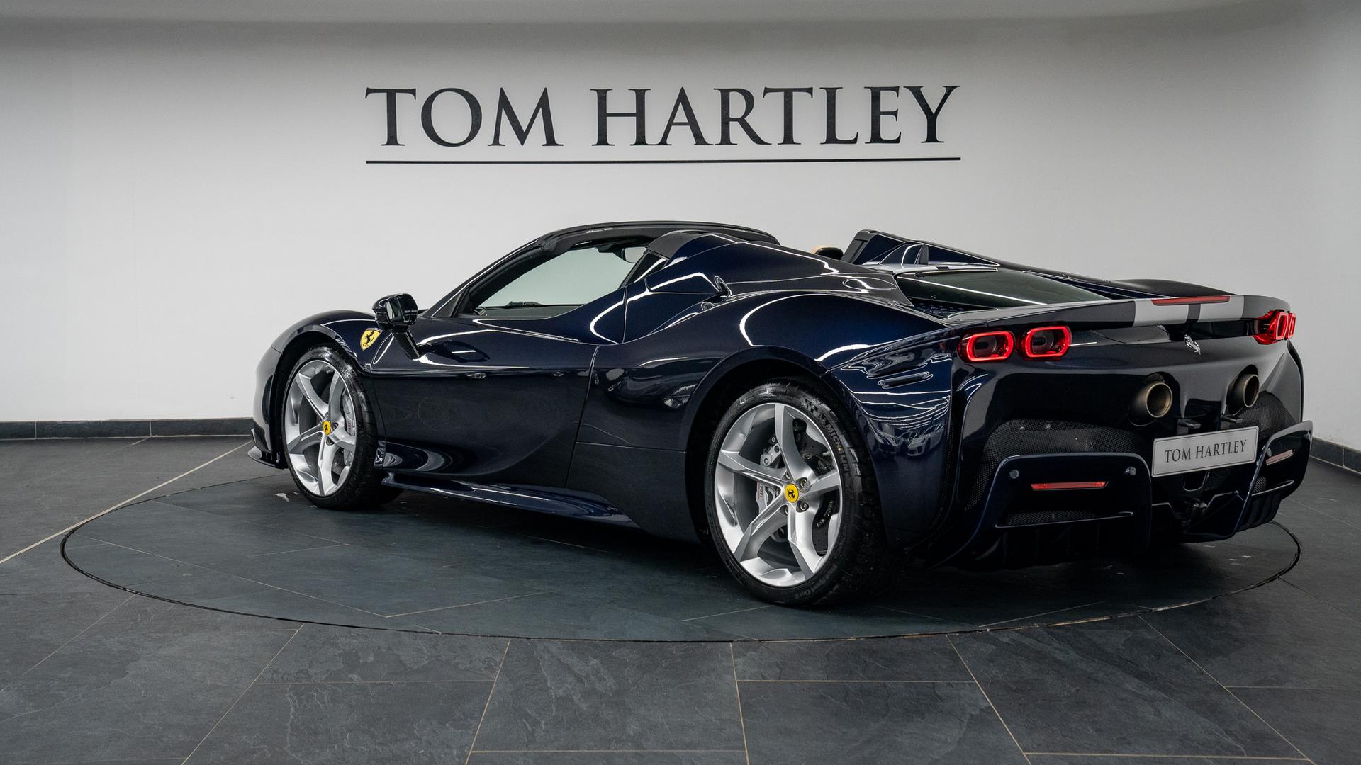Ferrari SF90 Photo 8e0d3487-f482-4ebf-a569-7d2a1160065f.jpg