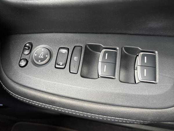 Honda ZR-V Photo 32