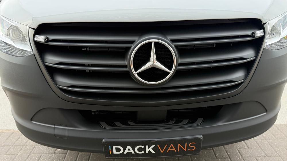 Mercedes-Benz Sprinter Photo 8e0fa18b-4296-4121-a0b7-062ab2044679.jpeg