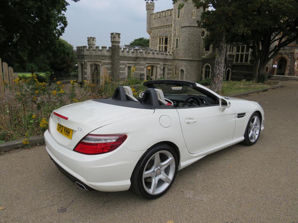 Slk 65 Mercedes-Benz SLK SLK250 CDI BLUEEFFICIENCY AMG SPORT £8,990
