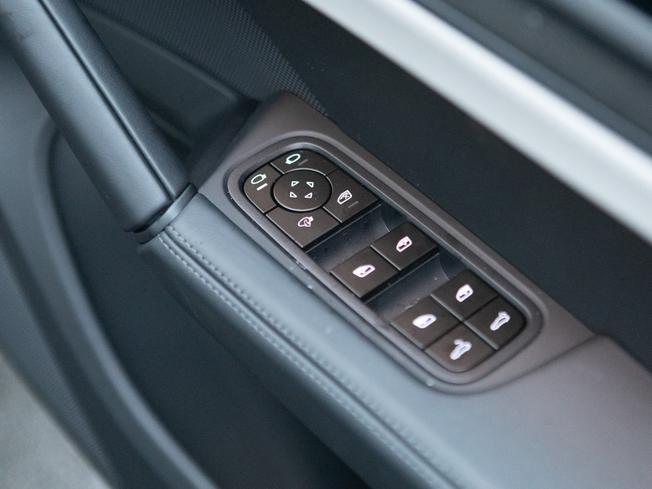 PORSCHE Cayenne Photo 27