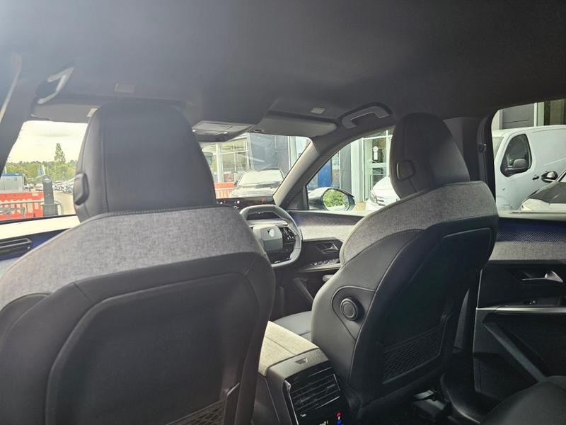 2025 25 PEUGEOT 5008