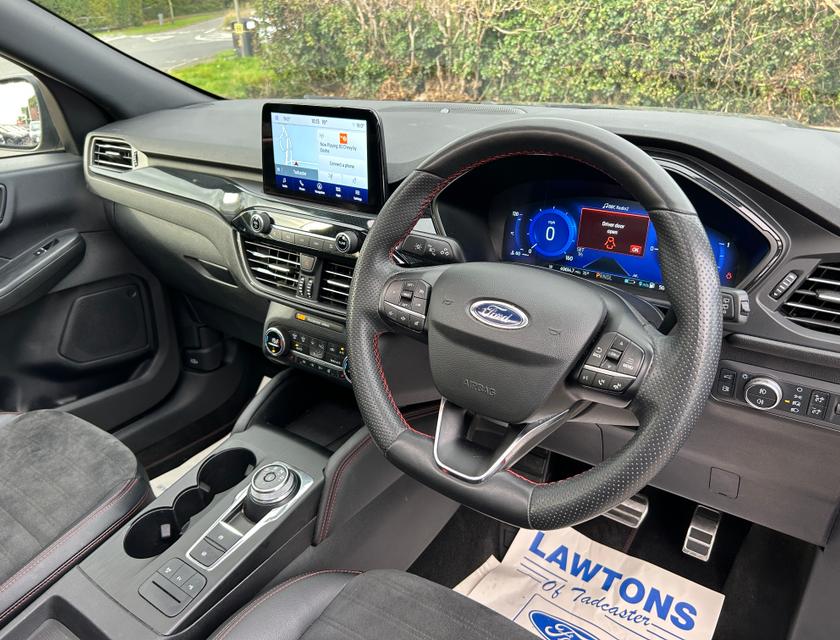Ford Kuga Photo 8e27f46c-ba44-4e2d-9363-b8d08cb4a0d9.jpg