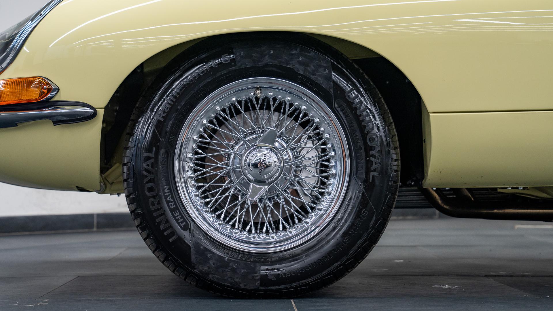 Jaguar E-Type Series I Coupe Photo 8e286a1e-2cec-44dc-bd9a-7cbddec9e870.jpg