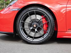 PORSCHE 911 Photo 4