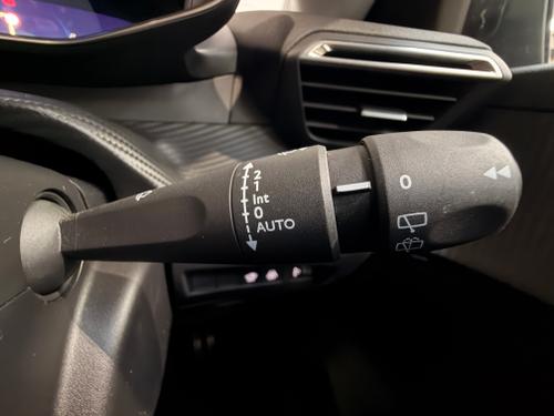Peugeot 208 Photo 8e491a63-8bd5-4ee8-8f64-cd0a00df1245.jpeg