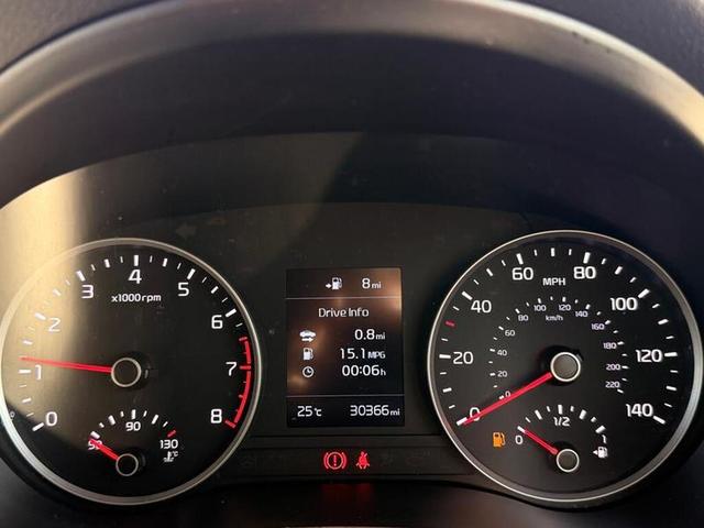 Kia Stonic Photo 8e4efae7-d1a8-4057-8ba9-96a555ec162b.jpg