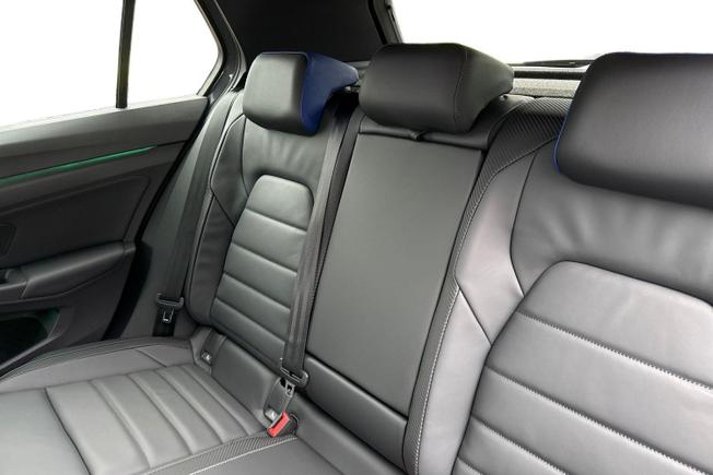 VOLKSWAGEN Golf Photo 9
