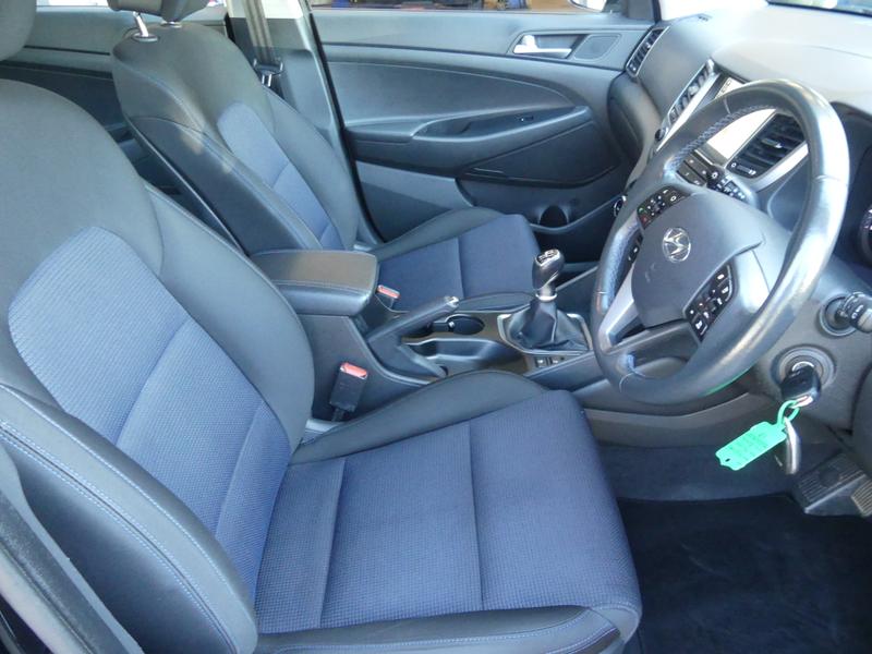 Hyundai TUCSON Photo 8e5c82a7-0a14-4a63-b6b6-cb959cee9513.jpg