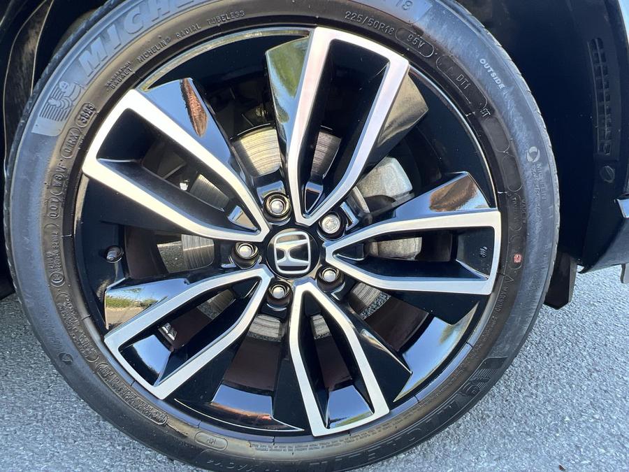 Honda HR-V Photo 8e6e7a77-a06a-4f47-bc26-f6e37b1ad66e.jpg