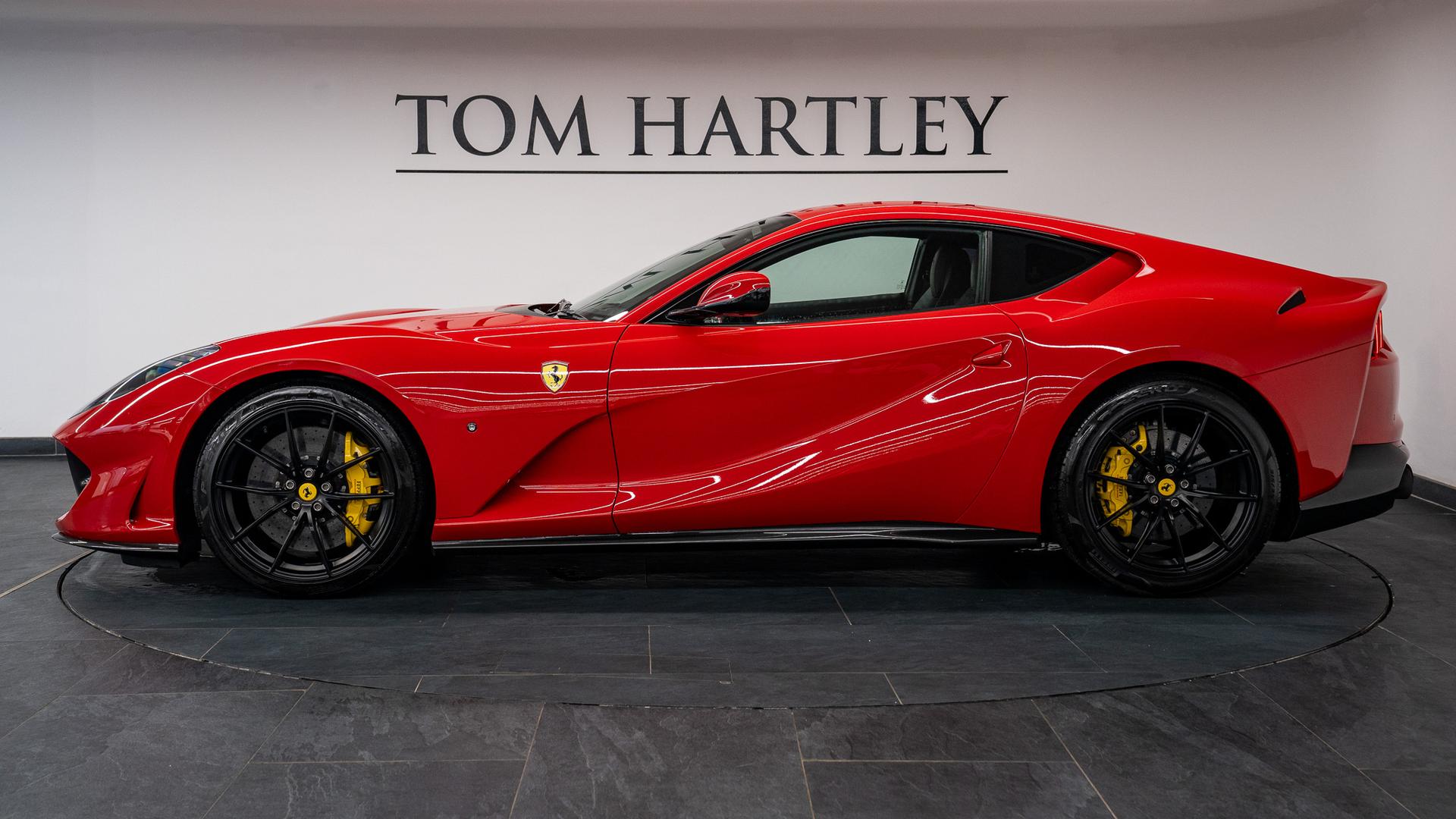 Ferrari 812 Superfast Photo 8e8f2ff9-e434-4dad-ad3a-1cfdaf2a7329.jpg