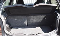 Volkswagen UP Photo 33