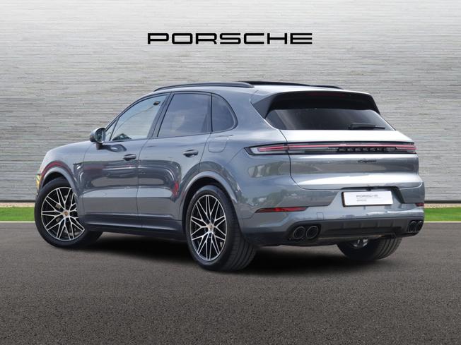 PORSCHE Cayenne Photo 2