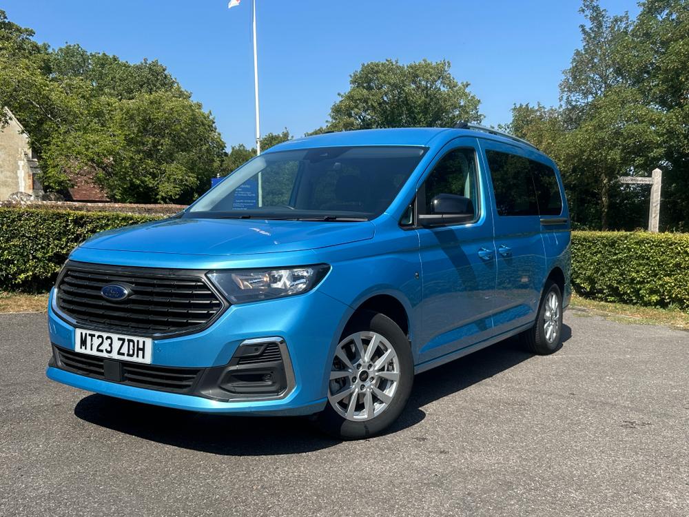 Used Ford Grand Tourneo Connect MT23ZDH 1