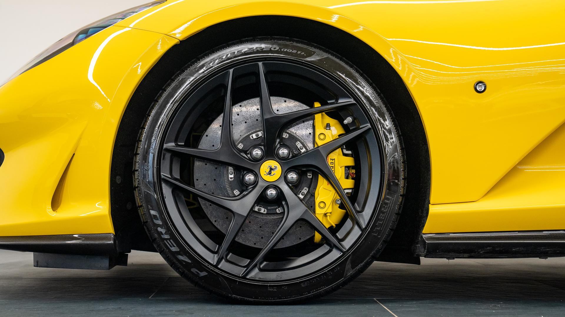Ferrari 812 Photo 8ed60528-fdc7-4532-a7c1-91cc64abfaae.jpg