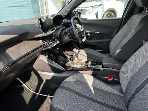Peugeot 2008 Photo 8eedb3a2-6d00-44de-8ead-77b41f5c4328.jpeg