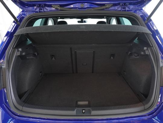 Volkswagen Golf Photo 8f1d4e4e-8135-4df2-a0a1-6f31b90043c2.jpg