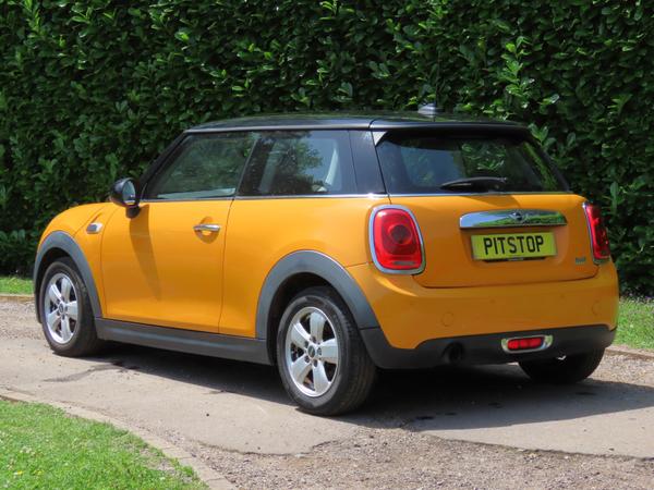 Used MINI Hatch GV15RNE 6