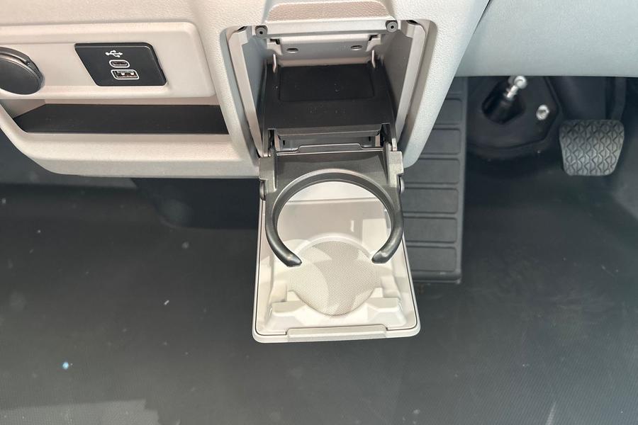 Ford TRANSIT CUSTOM Photo 8f2423c6-152e-4d2a-8f58-65f93f579450.jpg