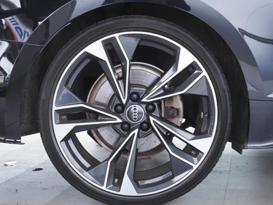 Audi A5 Photo 8f284127-5907-43de-8d11-ae7820138bce.jpg