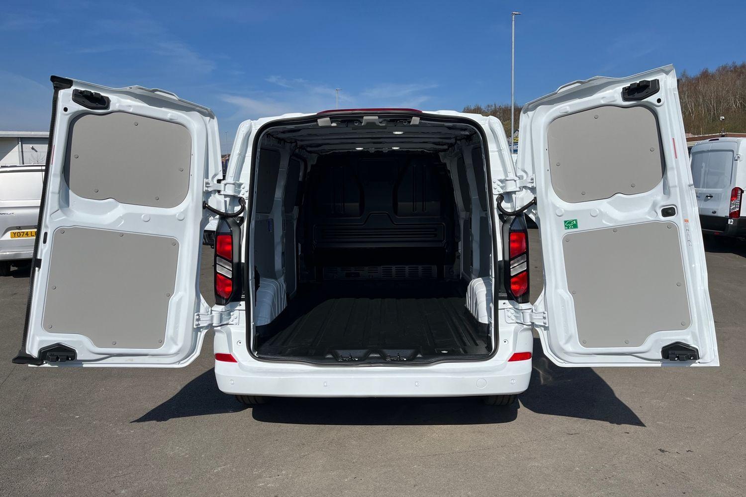 Ford TRANSIT CUSTOM Photo 6