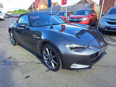 Mazda MX-5 Photo 6