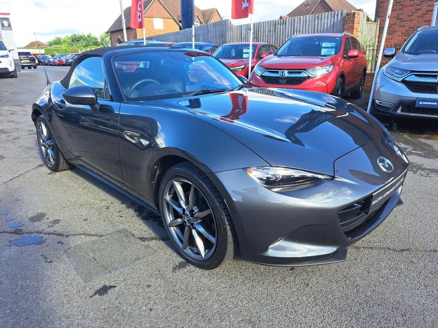 Mazda MX-5 Photo 8f315555-fb45-4867-a931-a38acce04442.jpg